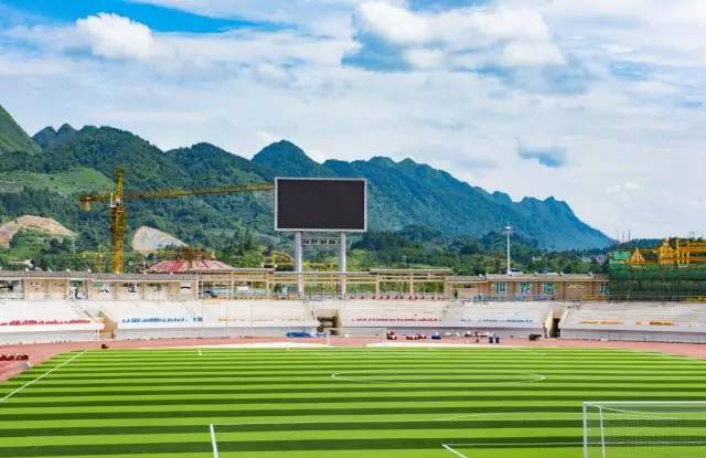 「五运会专栏」县委书记尹德俊带队到训练场为运动健儿加油鼓劲