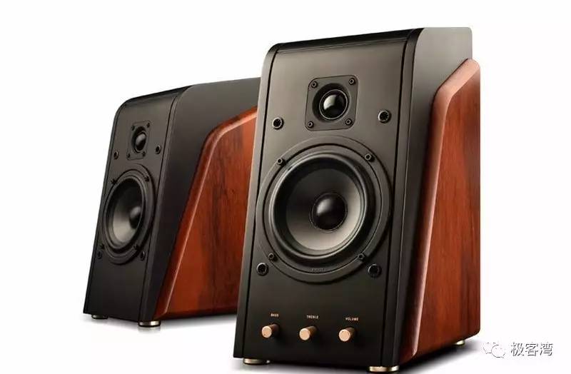 买电脑耳机怎么选,电脑音响和耳机选哪个