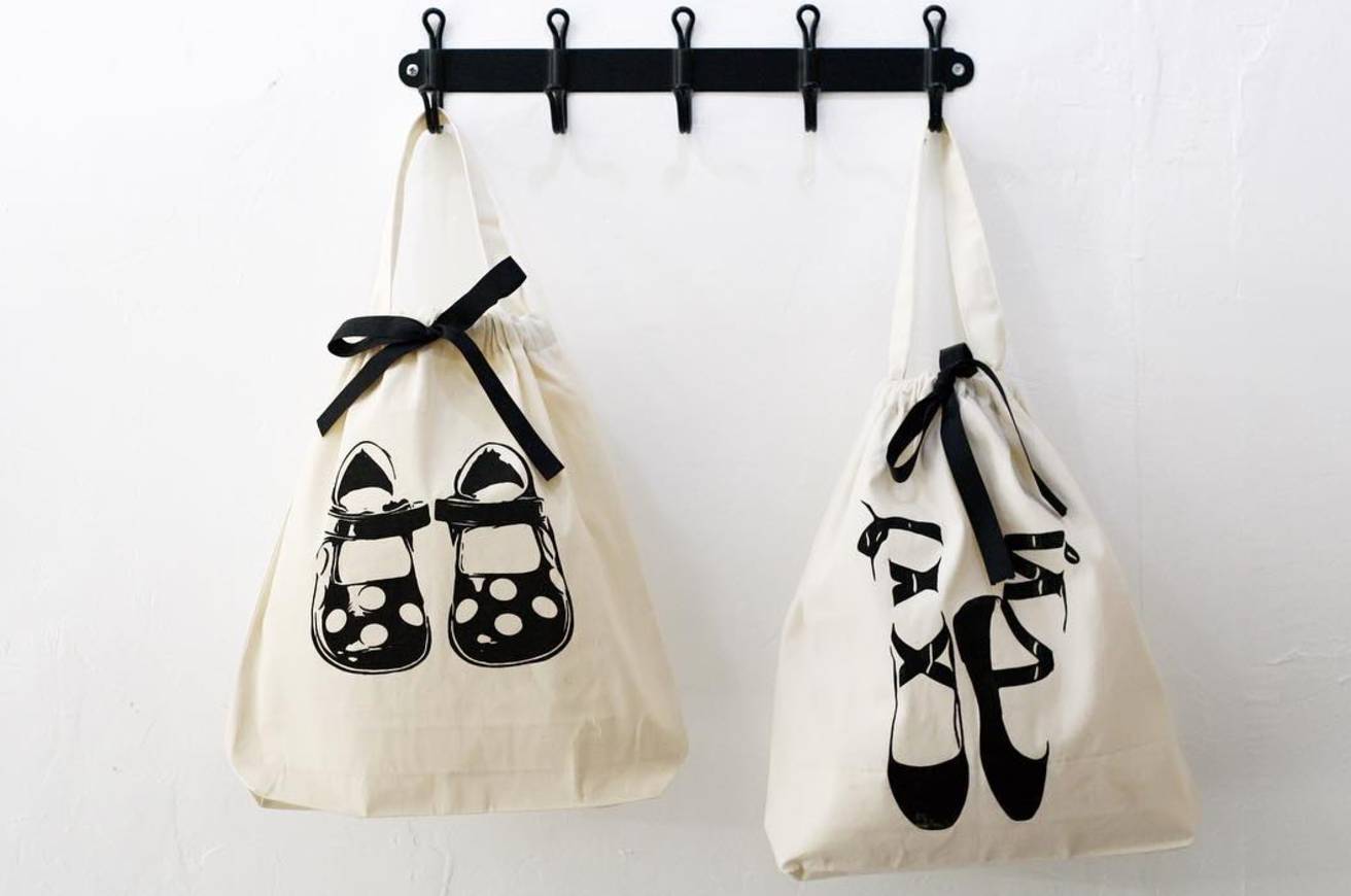 出去旅行行李箱里要装些什么小孩,小学生暑假旅游怎么装行李箱