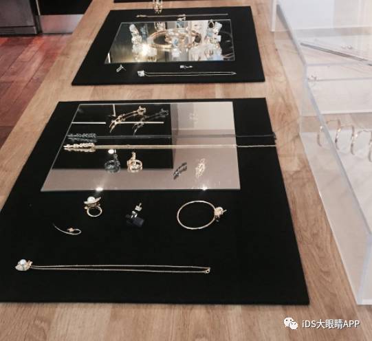 高圆圆同款婚戒一个多重,高圆圆直播带货手戴婚戒状态佳