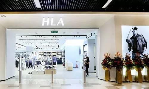 从老家街边店到马来西亚高档商场黄金位，这家本土服装品牌都做了什么？｜资讯