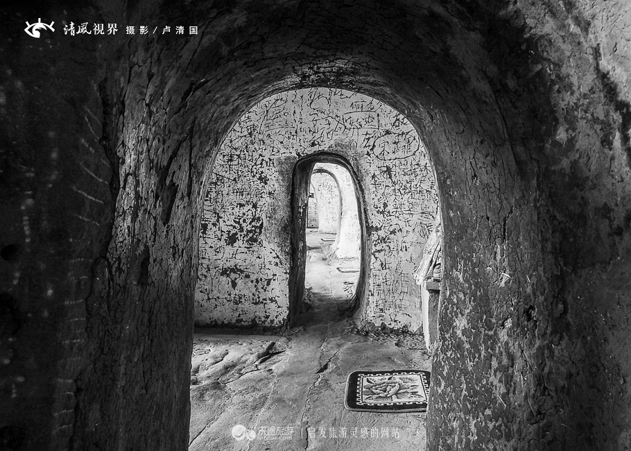 在马蹄寺三十三天点燃一盏心灯