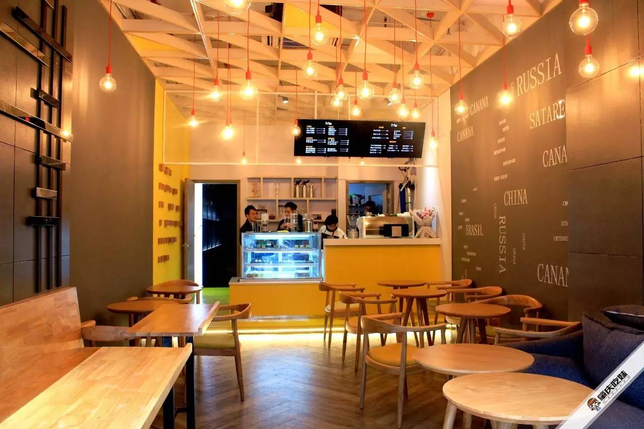 肇庆骑楼街的糖水店,肇庆端州菠萝糖水