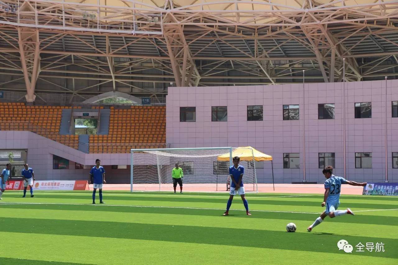 2017“三易·黄金水岸杯”第四届甘肃省业余足球冠军争霸赛进入第二天争夺