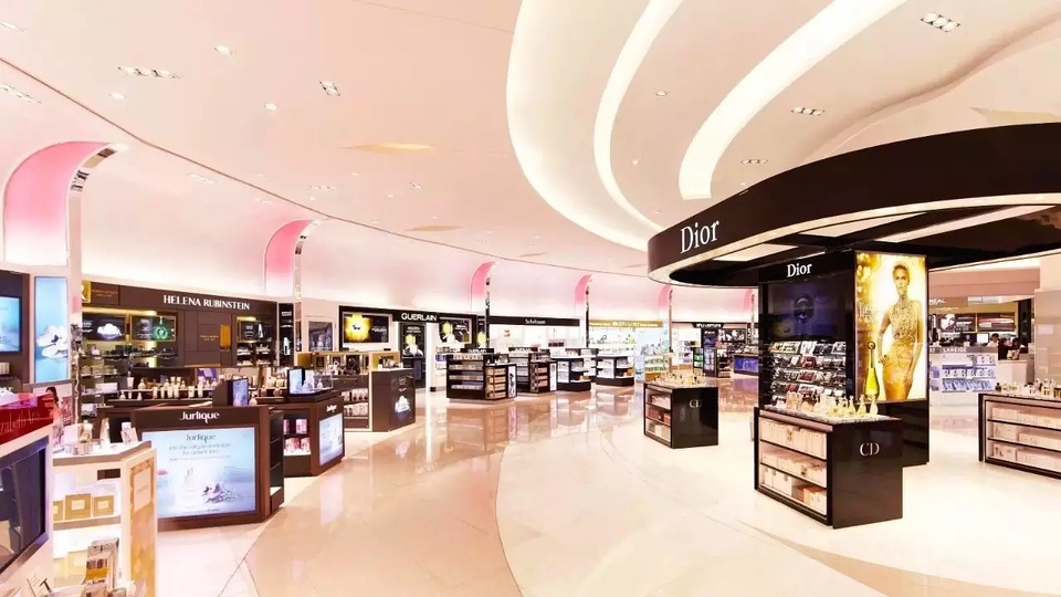 在泰国王权免税店买的东西带回国,去泰国第一天去王权免税店