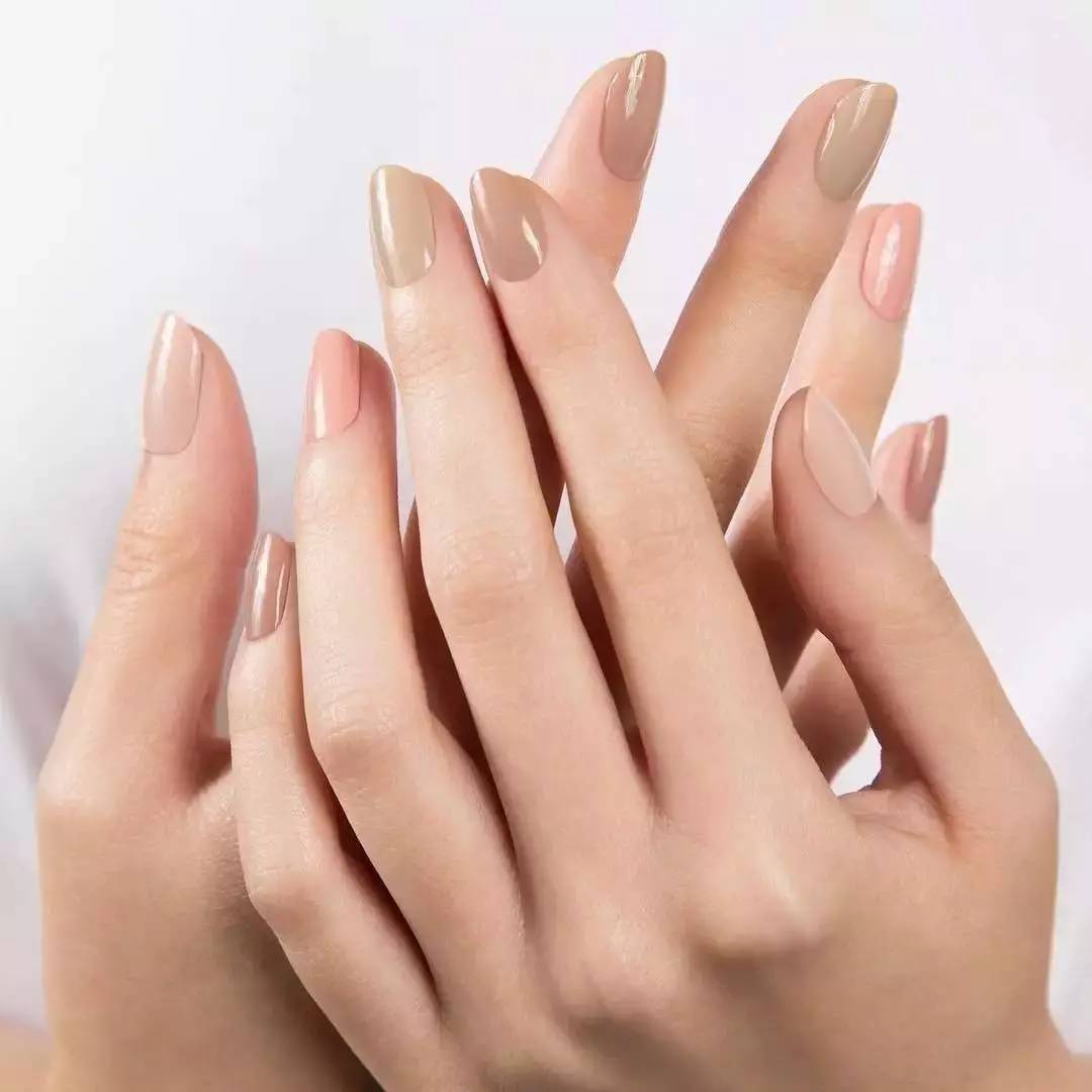 50女性适合的指甲油颜色有哪些,指甲油有哪些色号