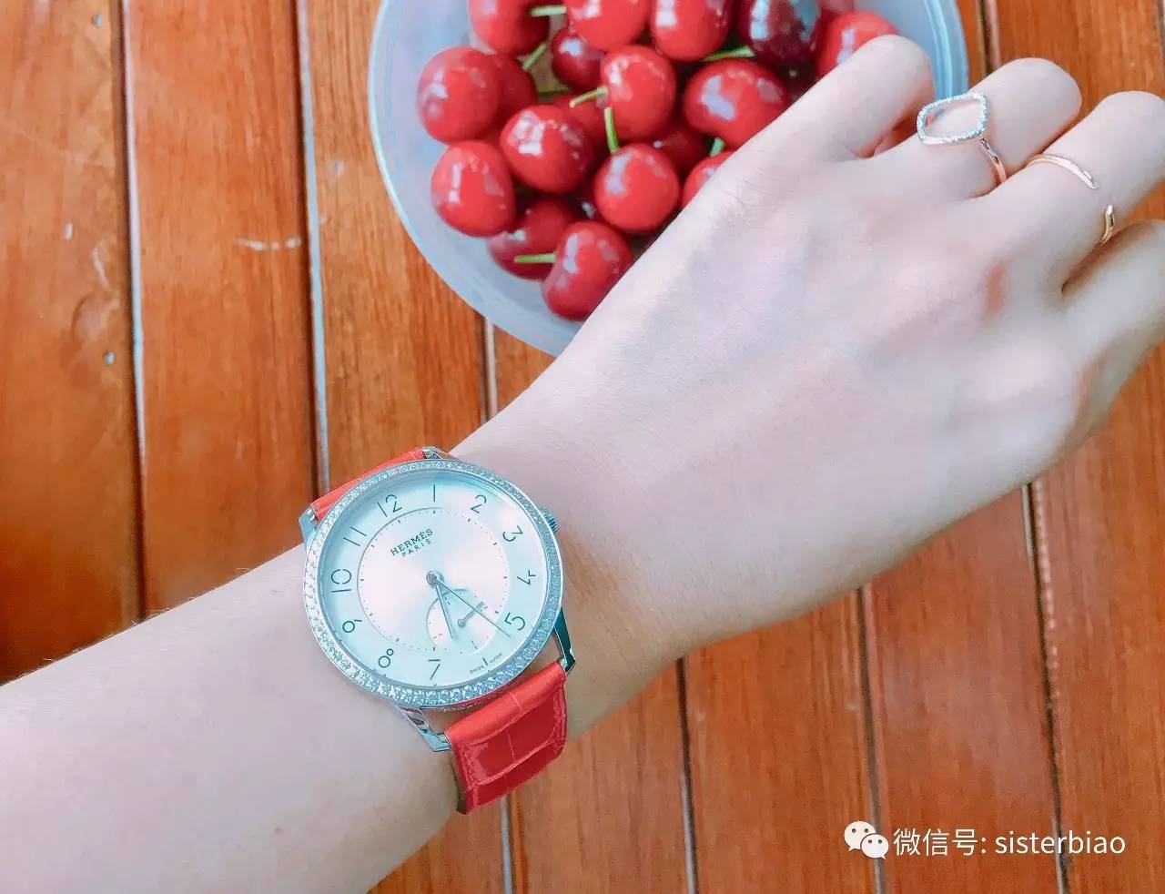 看到了大家挥舞的想要花钱的双手