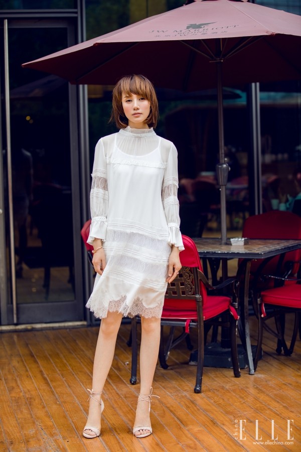 是什么东西那么红？最热的明星把“它”纷纷戴上了身！