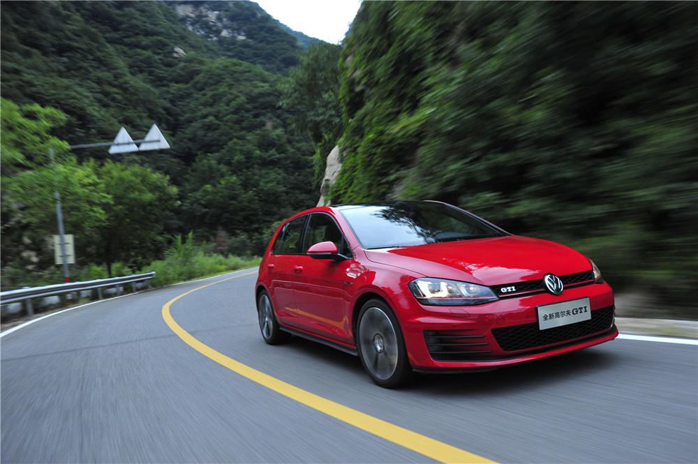 7代高尔夫gti2.0测评,高尔夫gti第6代路测