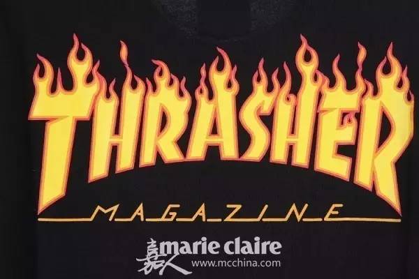 不局限哈雷和滑板文化，酷女孩需要一点“火元素”