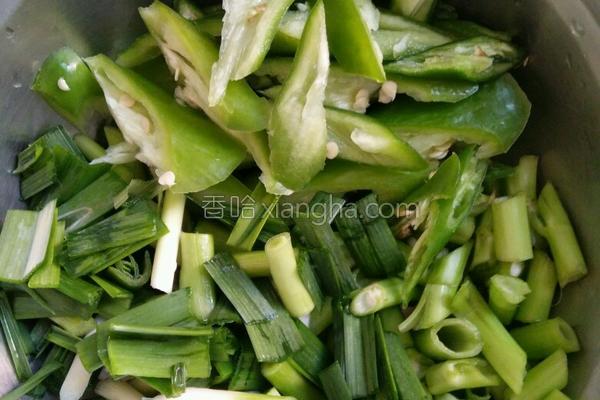 鸡胗怎么炒不会有腥味,鸡胗怎么炒才能好吃不硬川味