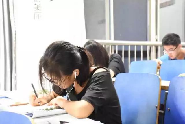 在聊大上课，是一种怎样的体验？