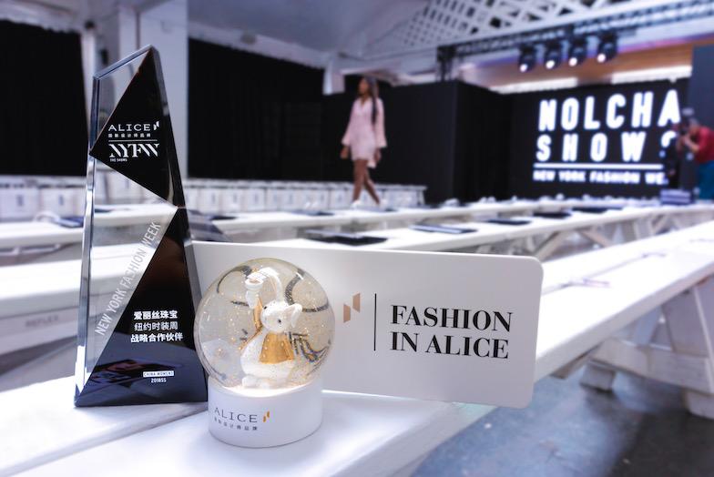 alice潮牌大码女装,大牌潮牌时装周