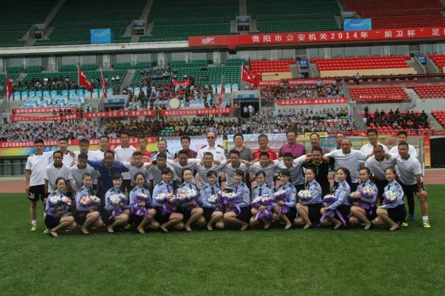 我们这五年诗朗诵,我们这五年剧情介绍