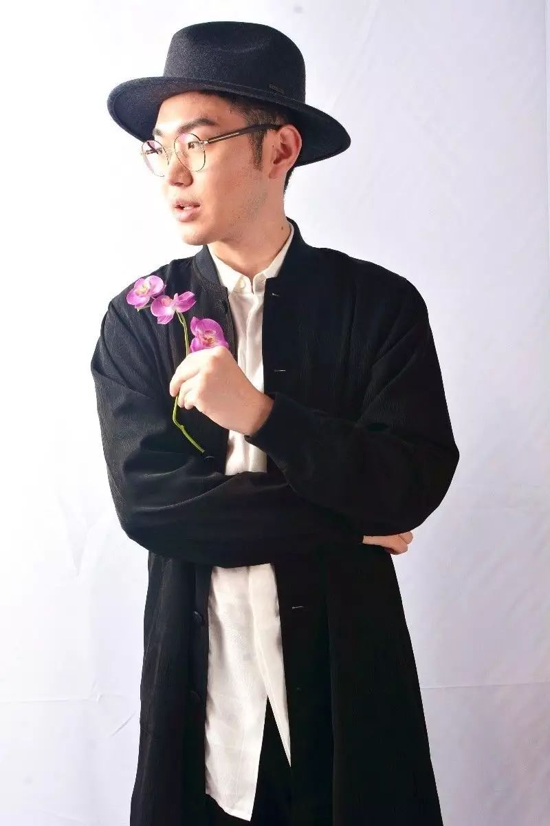 武汉女生衣服,武汉的女士服装