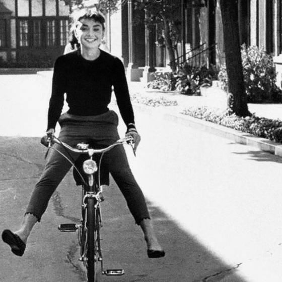 赫本风芭蕾鞋,赫本穿了40年芭蕾鞋