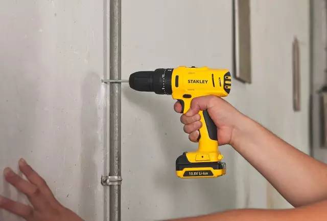 便携充电起子,充电电钻电动工具