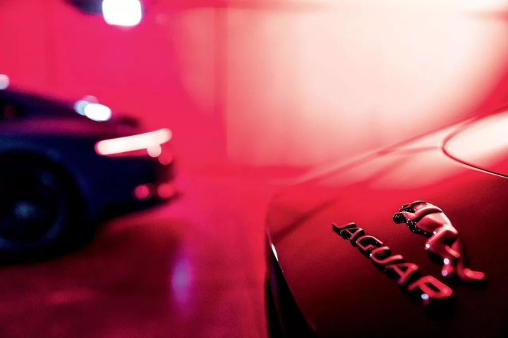 夜幕降临开启派对,夜幕降临跑车