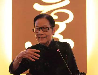 她坚持吃素90年,老人吃素活了103岁