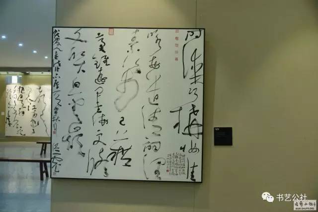 刘洪彪:扎堆欧颜柳赵的人太多了,堵车!传统是丰富多彩的,没有必要都扎堆凑热闹,往一条道上跑~