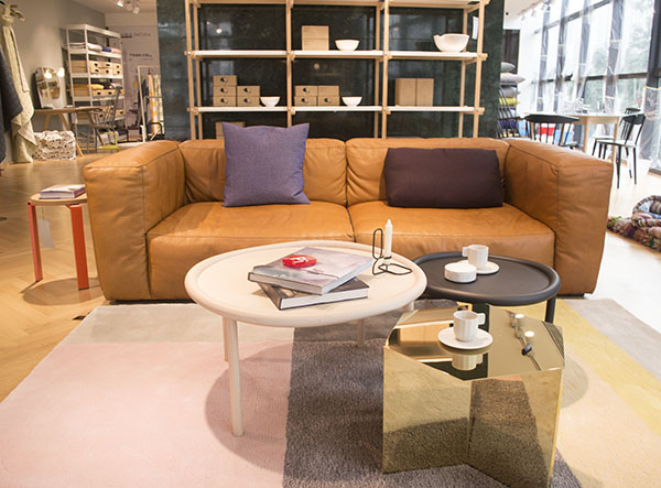 我们逛了逛HAY在北京的体验店，没想到长这样