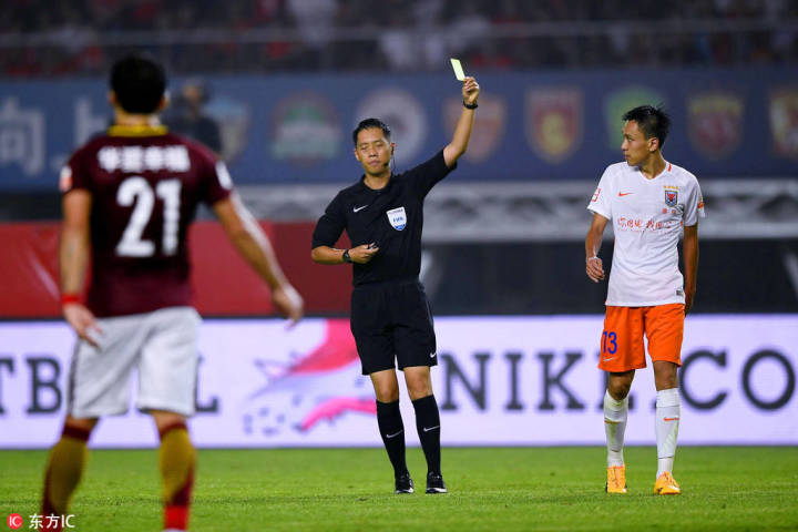 人在做天在看!曾坑过苏宁的名哨突然被拿下了