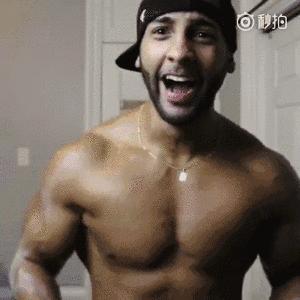 发现自己胸肌会动,为什么胸肌会自己动