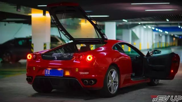 法拉利F430：聊聊那个策马挺抢的少年梦