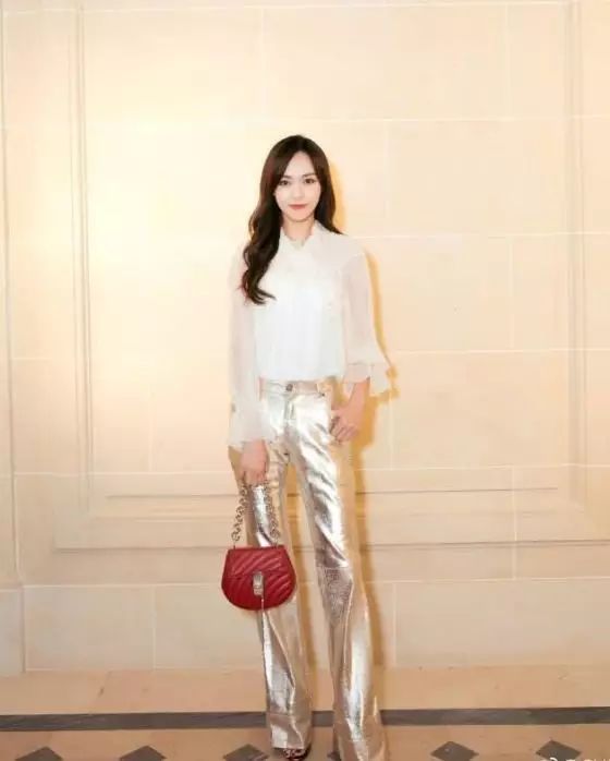 刘雯唐嫣包包,刘雯唐嫣最新消息