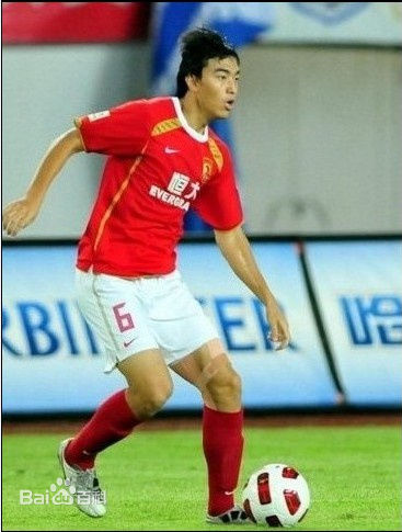 冯潇霆发长文告别恒大,冯潇霆郜林齐为中国足球出力