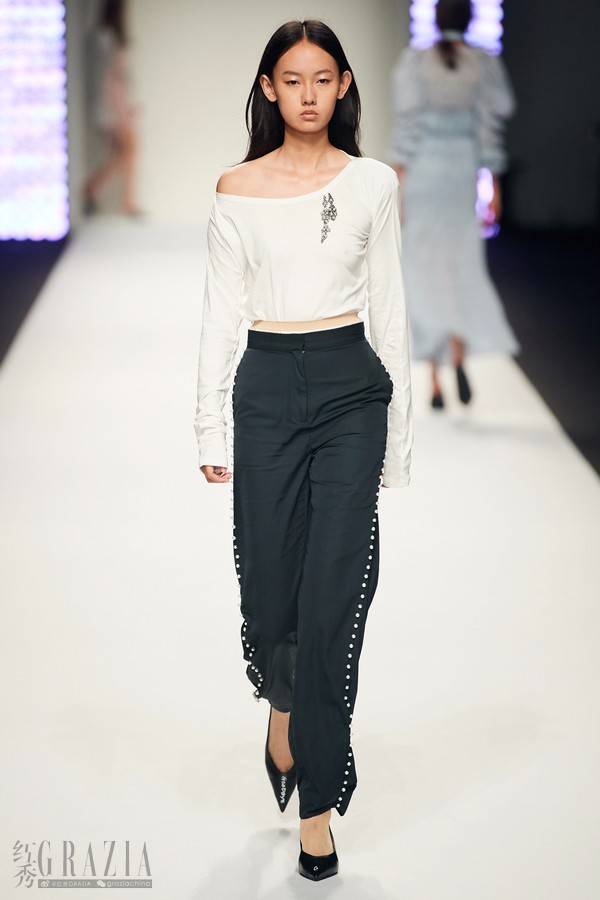 ChaberC+第四季实用主义无限发光、誓以立下标竿