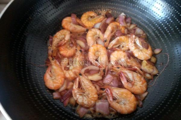 洋葱爆虾,洋葱爆虾家常做法