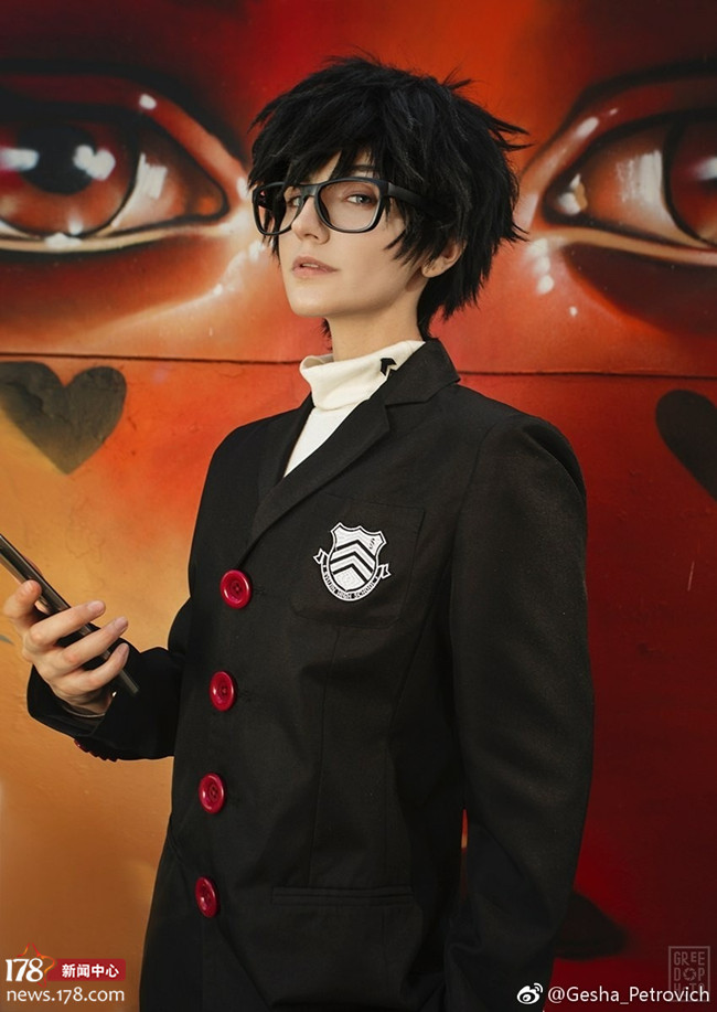 一起扒妹子：“女神”？只是比女人还美的俄罗斯小哥哥——Gesha