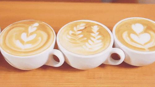 信阳迪欧咖啡周年庆！不能错过的重磅福利：免费请大家吃牛排了……