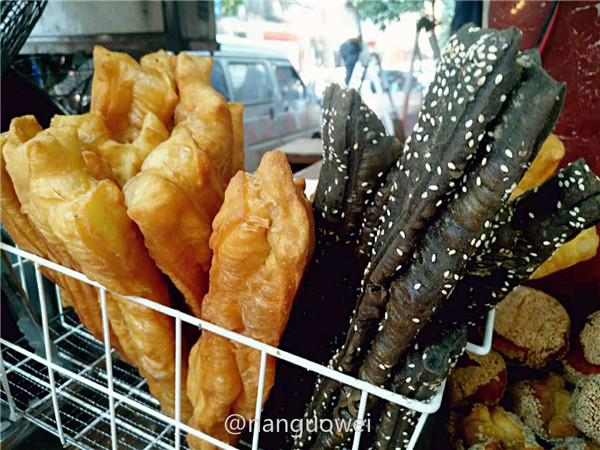 刷爆南宁人的朋友圈,网红油条南宁