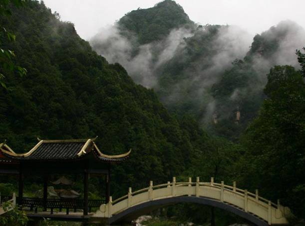 贵阳爬山看风景,贵阳有座望日坡登高赏秋好去处