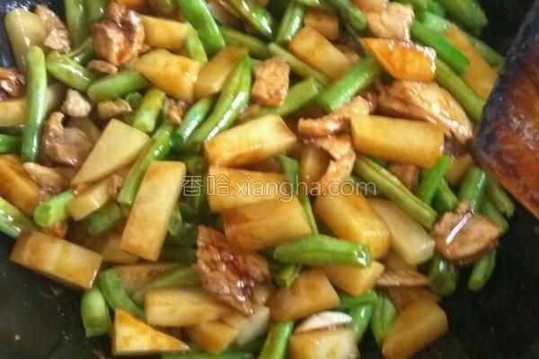 铁锅焖面哪里的特产,铁锅焖面家庭版教程