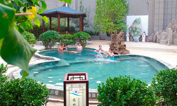 北京的青青牧场温泉在什么地方,北京洗浴温泉休闲会所排名前十