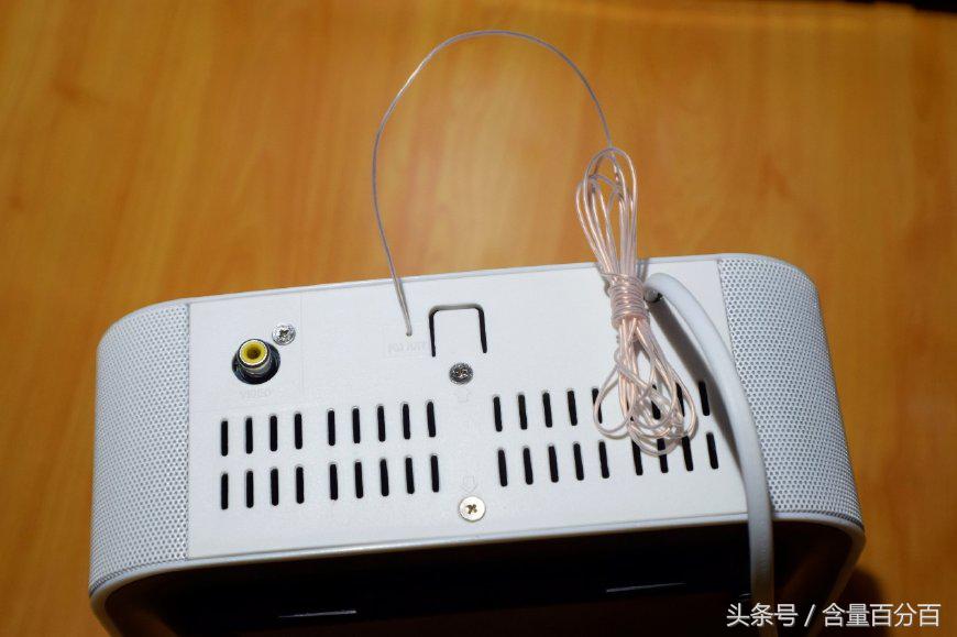 实用！新老功能结合的RSRDD515多功能苹果DVD迷你组合音响