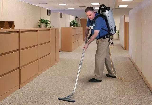 全球第一商业清洁服务连锁JAN-PRO，如何20年8000家？