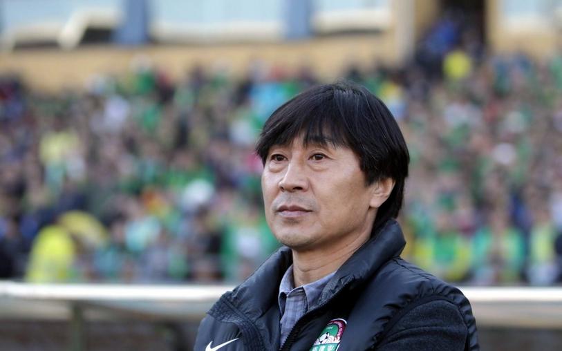 曾为八一提前退役，也因假球引争议，一特质让他成国青最佳掌舵人