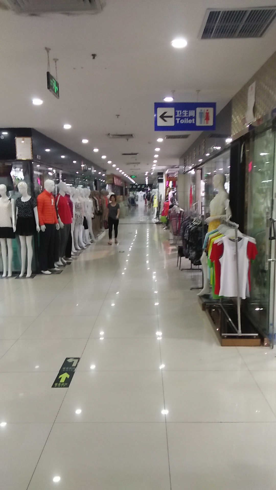 邯郸义商国际店,邯郸义商国际比较火的店铺