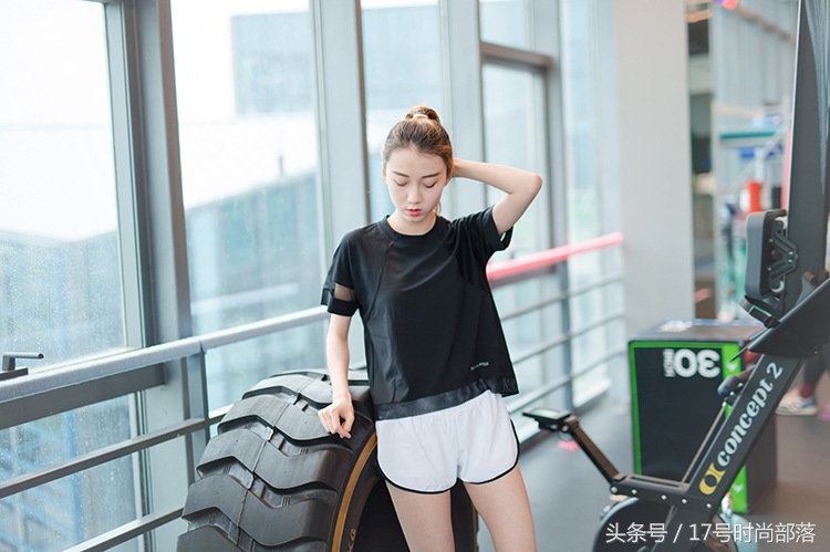 瑜伽女神运动健身夏季韩版速干透气性感背心，穿出你的优雅与文静！