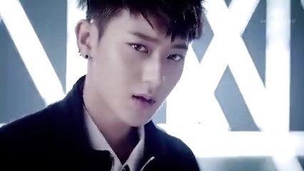 鹿晗pk吴京,鹿晗pk华晨宇