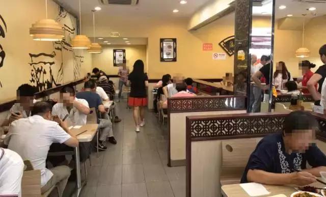 最好吃的冷面推荐,40度的天吃一碗麻辣烫