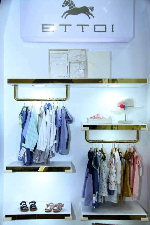 “3+1+1模式”的阿卡邦，预计2018年将在国内开设50家集合店