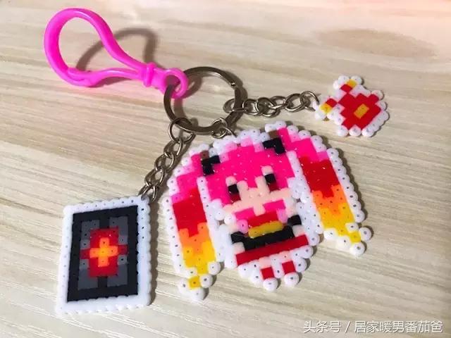 大家一起做手工,拼豆豆简单作品