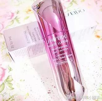 娜扎白的发光,娜扎深v美裙白到发光