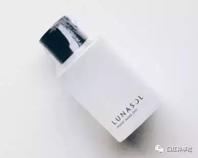 唇色深素颜口红不沾杯推荐,唇色偏深不沾杯口红