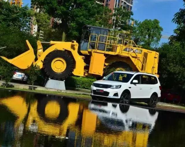 10万以内能买6座的自动挡的轿车吗,10万能买到百万宝马x6